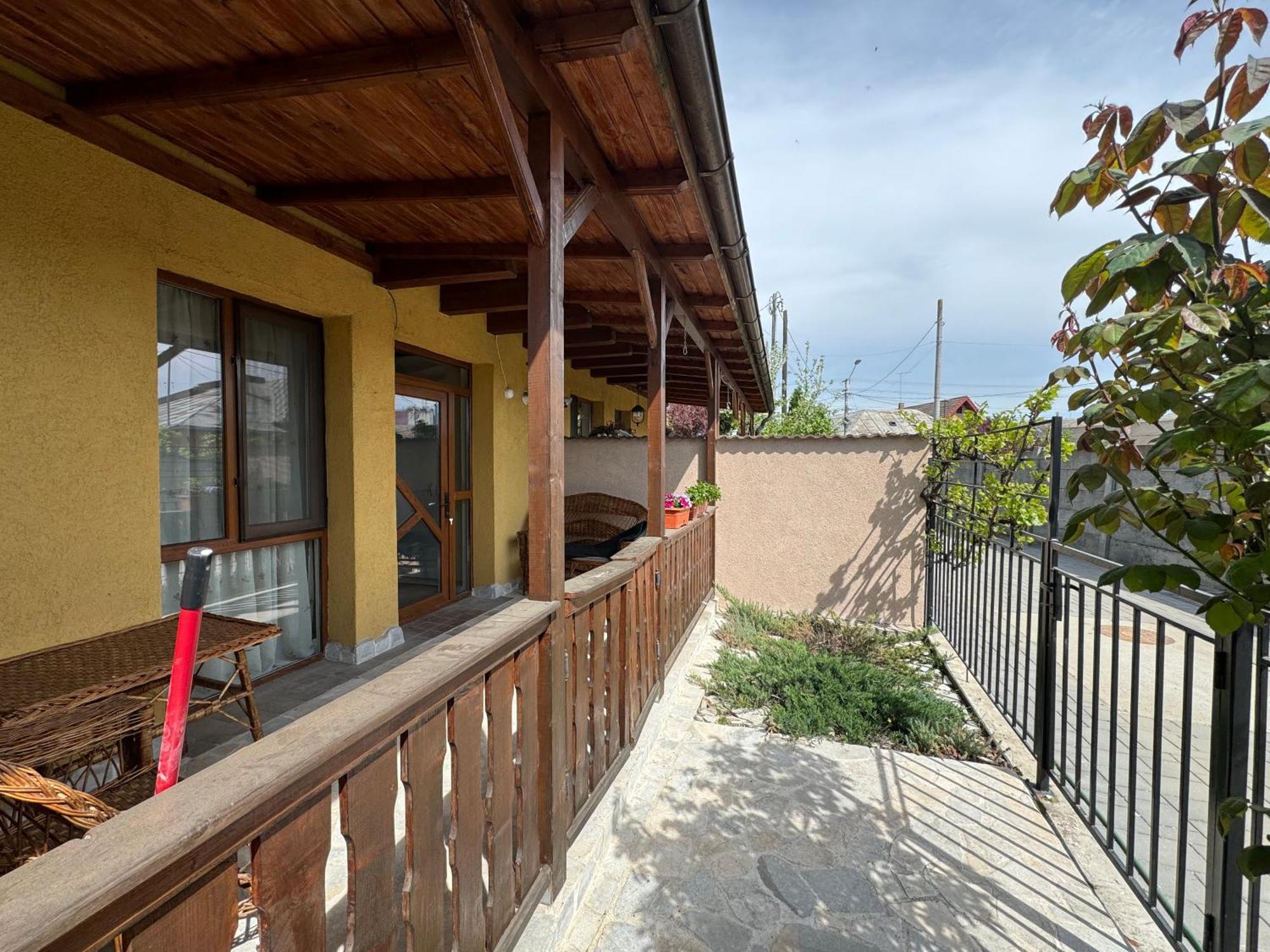 Casa Smarald Turda Noua Hotel Exterior photo