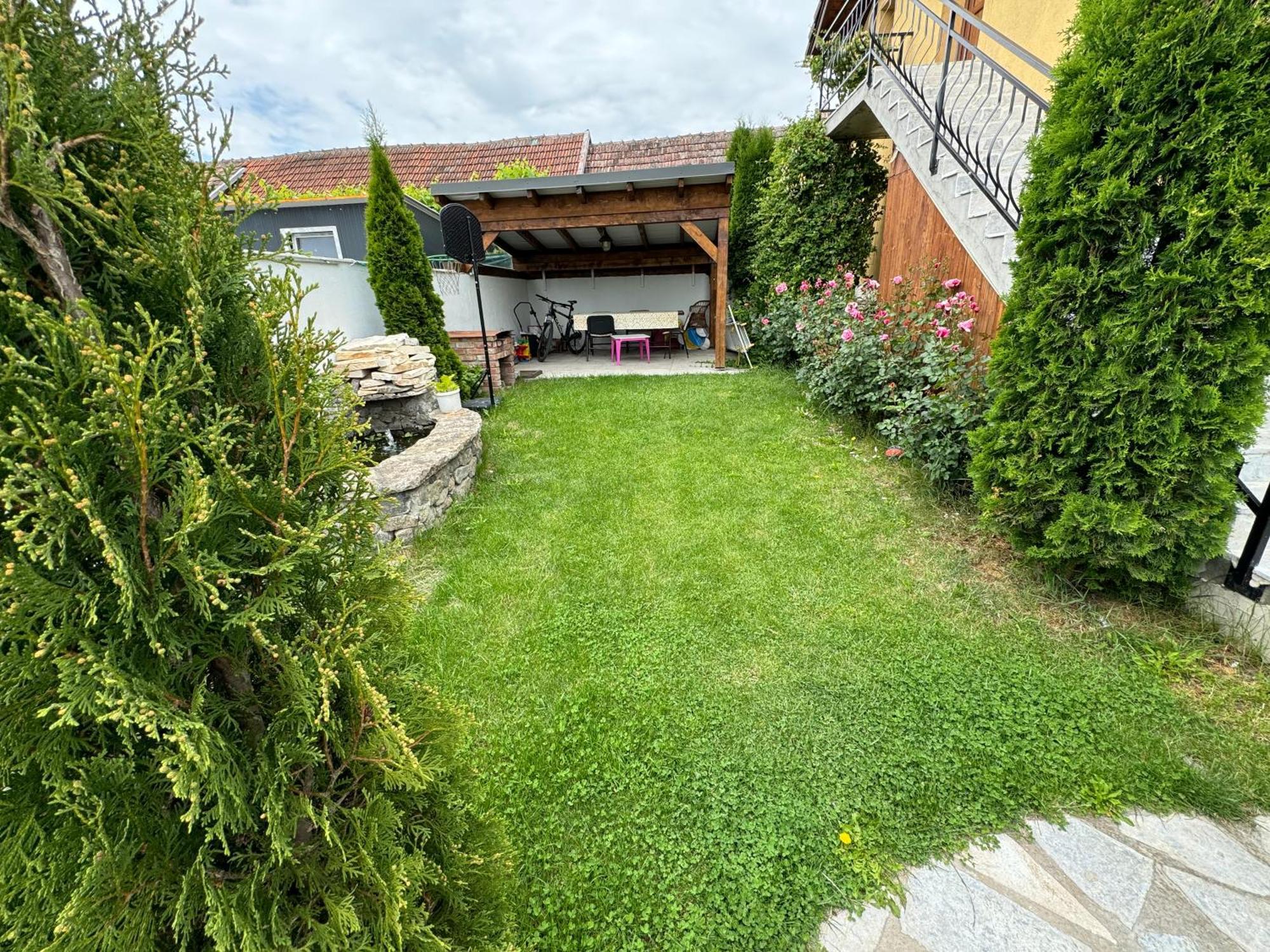 Casa Smarald Turda Noua Hotel Exterior photo